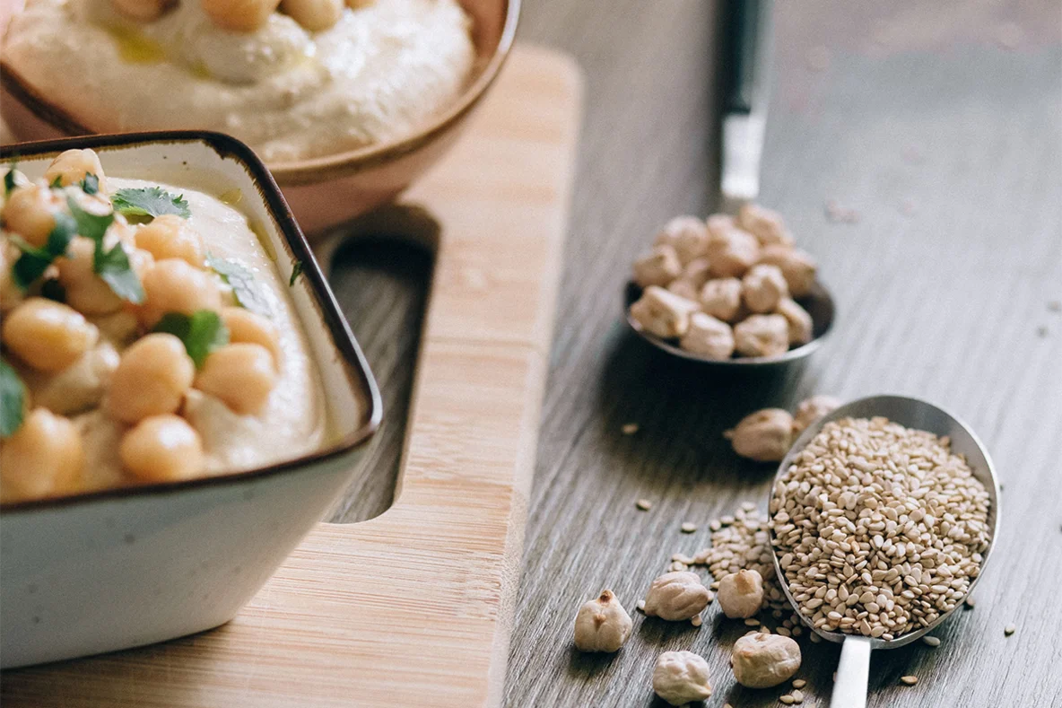 Kichererbsen und Hummus