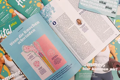 Abbildung des aufgeschlagenen Kundenmagazins fit & vital plus